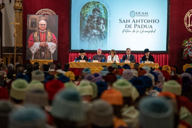 Gracias, Universidad Católica, por todo - 2, Foto 2