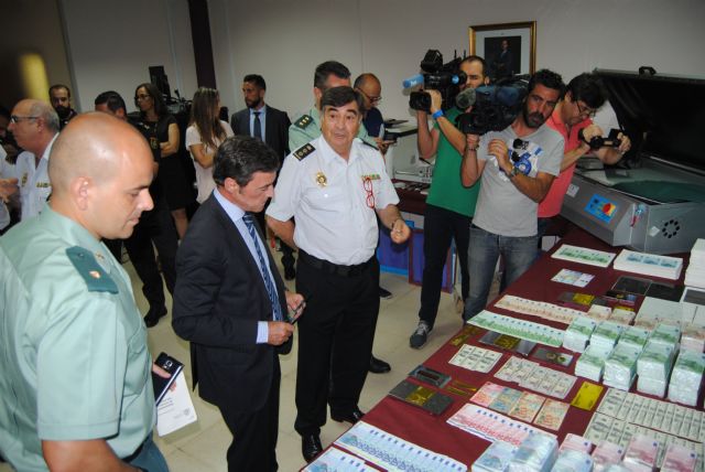 Desmantelada la mayor red de falsificación de moneda conocida en España y una de las más importantes de Europa - 1, Foto 1