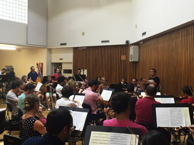 La Orquesta Sinfónica de la Región ofrece este viernes una gala lírica a beneficio de Cáritas - 1, Foto 1