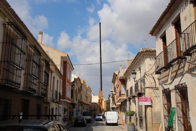 Retirada la gran antena de telefona en la calle Corredera, Foto 1