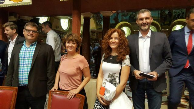 Urralburu: “Tenemos un presidente al que la Región le pesa demasiado” - 2, Foto 2