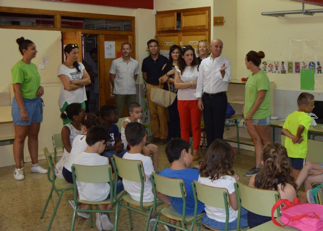 Más de 200 niños disfrutan ya de la Escuela de Conciliación de Verano en el colegio 'Cervantes' - 3, Foto 3