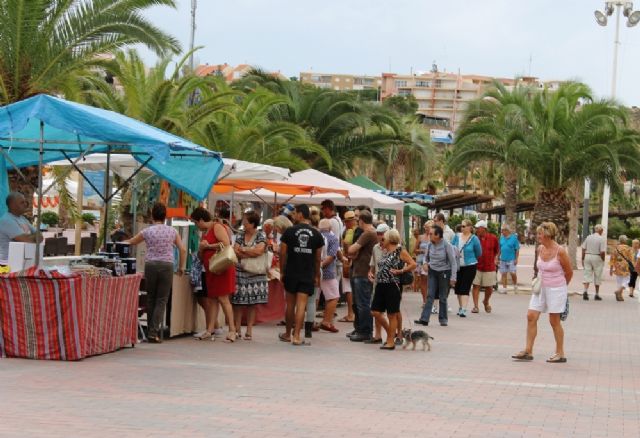 El Mercado Artesano vuelve al paseo martimo el sbado 21 de julio, Foto 1