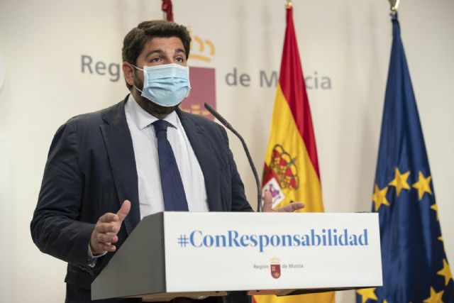 El uso de mascarilla ya es obligatorio en todo espacio público abierto o cerrado de la Región de Murcia 
