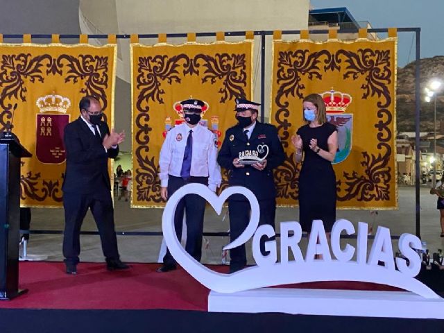 Águilas rinde homenaje a las víctimas del COVID-19 - 1, Foto 1