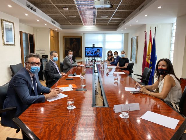 The Community resumes the Foreign Action Commission and the European Union to face the new challenges of the Region in the international sphere, Foto 1