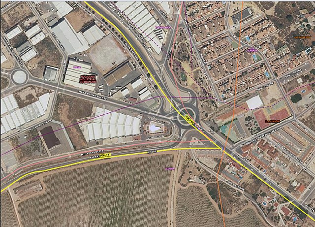 Dos heridos en un accidente de tráfico en la Unión - 1, Foto 1