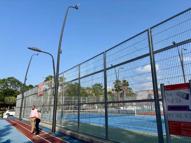 El Palmar estrena nueva iluminación inteligente en sus pistas deportivas para ampliar su uso en horario nocturno - 1, Foto 1