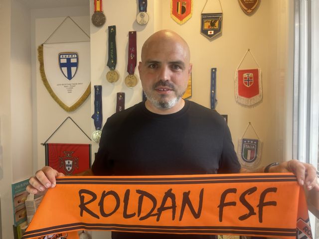 Iñigo Martínez nuevo entrenador del STV Roldán - 2, Foto 2