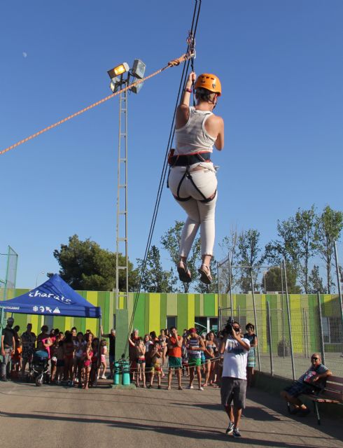 Cerca de medio millar de personas conmemoran el Día Internacional de la Juventud en Puerto Lumbreras - 1, Foto 1