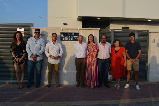 El ciclista Fernando Piñero Gallego da nombre a una calle de Águilas - 1, Foto 1