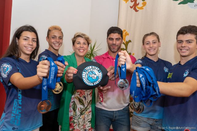 El Club Natación Cartagonova se trae a casa 16 medallas del Campeonato de España - 1, Foto 1