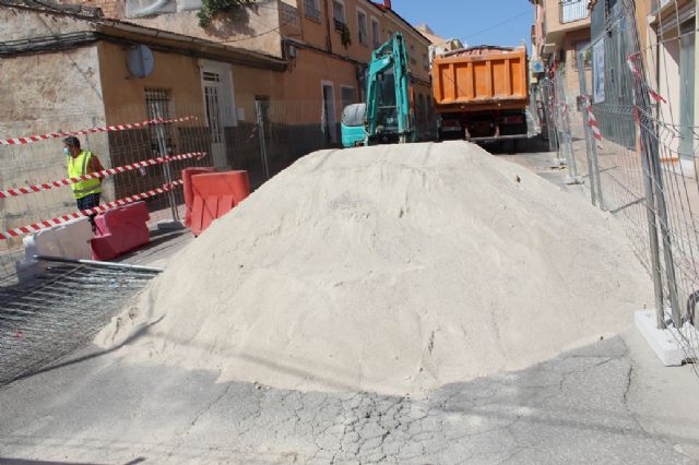 At the beginning of September, the renovation works of the drinking water and sewerage network on Teniente Prez Redondo Street are scheduled to be completed, Foto 3