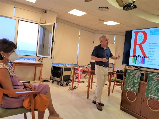 Conferencia campaña educación ambiental “Cuidando el mar” - 3, Foto 3