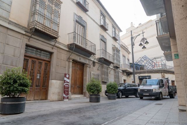 La calle Jara permanecerá cortada al tráfico el martes por obras en el Palacio Molina - 1, Foto 1