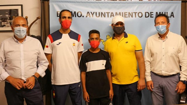 DEPORTES | Mula rinde homenaje a su atleta más internacional, Moha Katir - 3, Foto 3