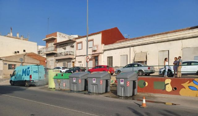El Ayuntamiento de Murcia refuerza el servicio de limpieza de los 9.600 contenedores del municipio durante la época estival - 2, Foto 2