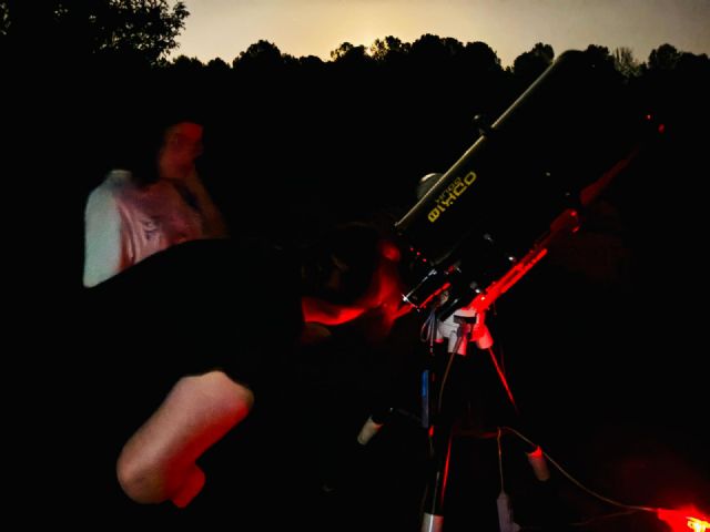 La ‘Lluvia de Estrellas’ congrega a más de medio millar de personas en el Observatorio Astronómico del Cabezo de la Jara - 4, Foto 4