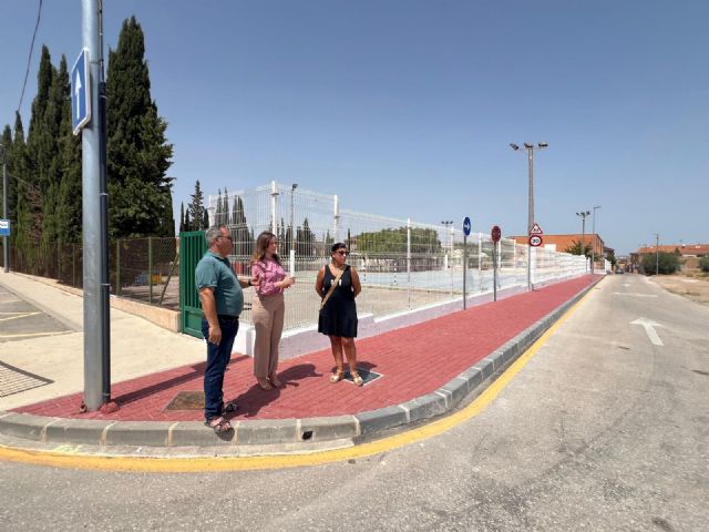 Sangonera la Verde estrena nueva acera junto al CEIP Nicolás de Raya mejorando la seguridad escolar con una inversión de más de 38.000€ - 1, Foto 1