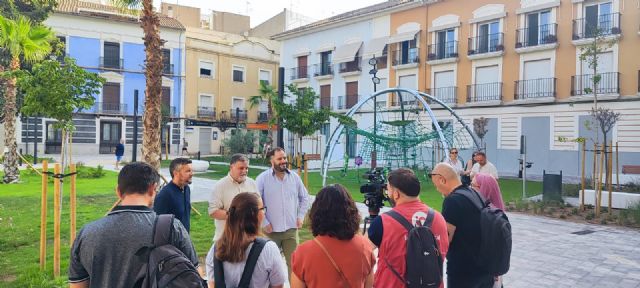 La Plaza de Las Malvas de Villena se abre al público como refugio climático y espacio cultural - 2, Foto 2