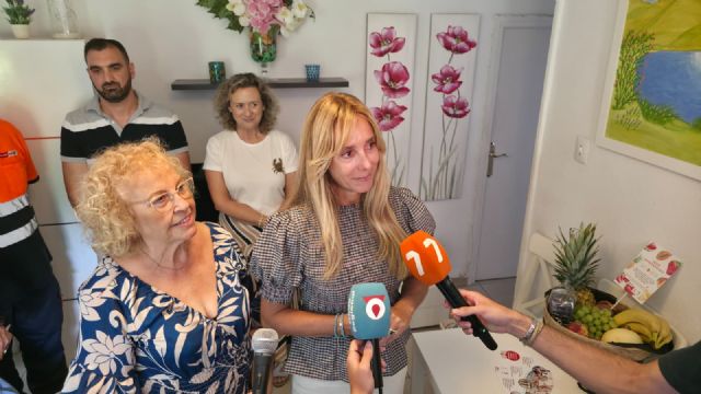 Murcia refuerza el seguimiento a los usuarios del servicio de Teleasistencia para garantizar su protección frente el calor y la soledad Murcia refuerza el seguimiento a los usuarios del servicio de Teleasistencia para garantizar su protección frente el calor y la soledad