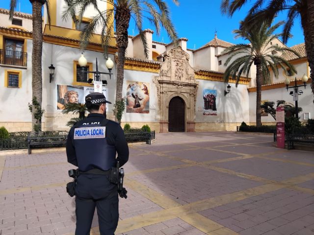 La Policía Local de Lorca detiene a dos personas como presuntas autoras de varios robos con fuerza en San Cristóbal y Los Ángeles La Policía Local de Lorca detiene a dos personas como presuntas autoras de varios robos con fuerza en San Cristóbal y Los Ángeles