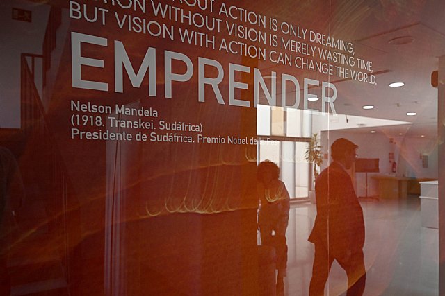 Los convenios del Gobierno regional con las universidades impulsan la transferencia de conocimiento y el emprendimiento Los convenios del Gobierno regional con las universidades impulsan la transferencia de conocimiento y el emprendimiento