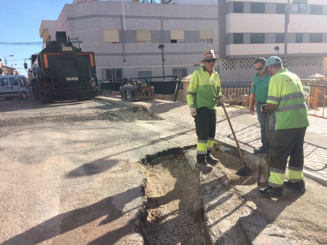 Finalizan las obras de evacuación de aguas pluviales en un tramo de la calle Teniente Pérez Redondo, Foto 6