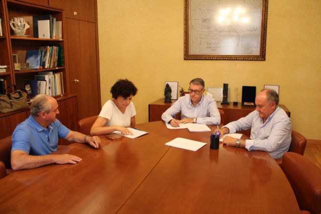 La alcaldesa se reúne con el presidente de la Confederación Hidrográfica del Segura - 1, Foto 1