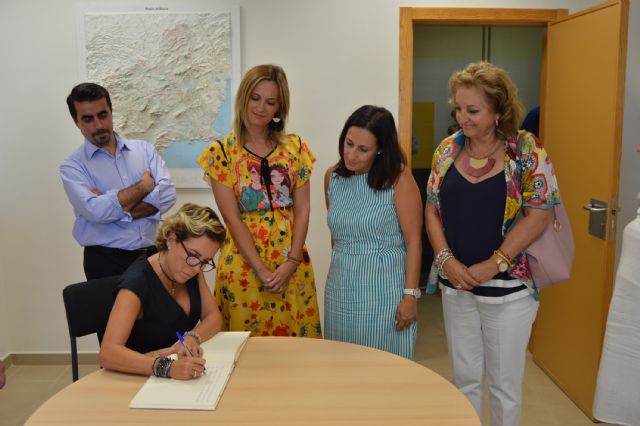 La consejera de Educación visita el IES ´La Florida´ en el inicio del curso 2018-19 - 3, Foto 3