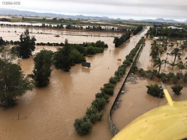 El 1-1-2 ha gestionado desde ayer hasta las 9 horas de hoy 2.375 asuntos relacionados con las lluvias en la Regin de Murcia, Foto 1