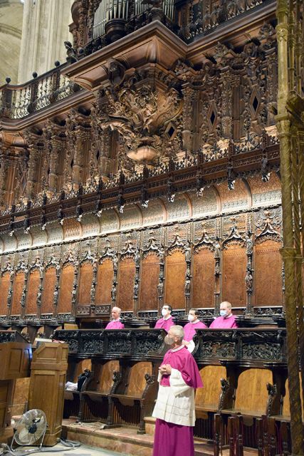Trece nuevos canónigos del Cabildo Catedral tomó posesión este sábado en la Seo hispalense - 2, Foto 2