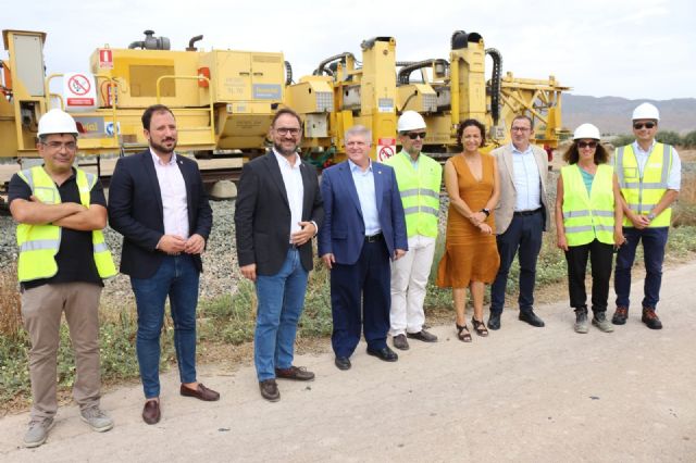 Las obras de construcción de la Alta Velocidad del tramo Lorca-Pulpí avanzan a un ritmo de 500 metros lineales diarios - 1, Foto 1