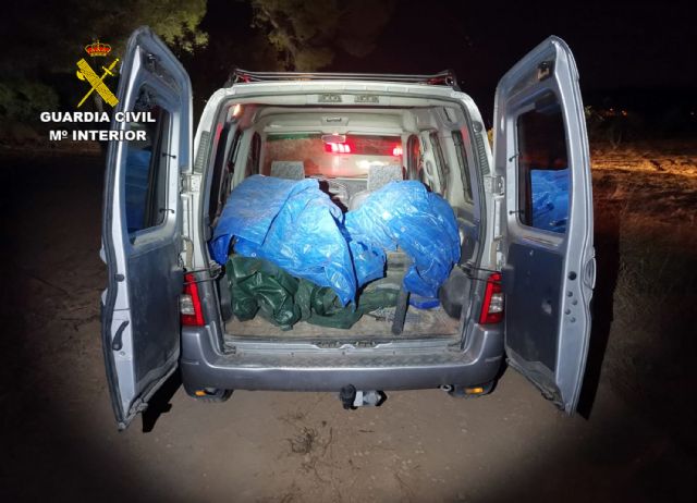 La Guardia Civil desarticula tres grupos delictivos dedicados a sustraer productos agrícolas en Mula - 2, Foto 2