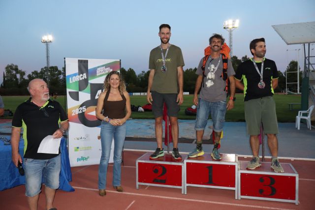 La meteorología ofrece un día de vuelo espectacular a los 41 pilotos que participan en la prueba nacional de parapente - 1, Foto 1