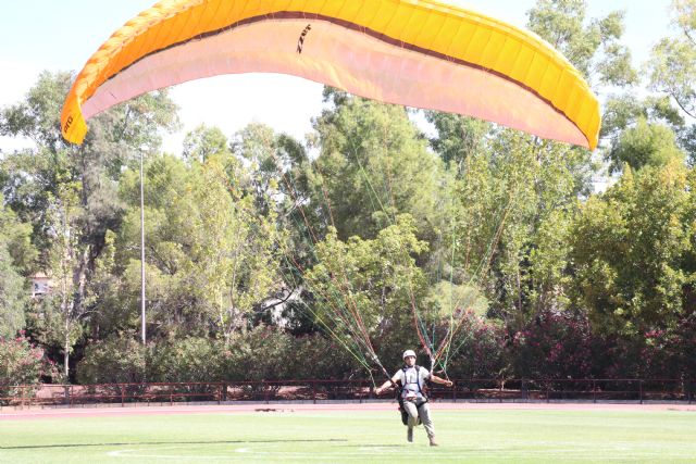 La meteorología ofrece un día de vuelo espectacular a los 41 pilotos que participan en la prueba nacional de parapente - 2, Foto 2