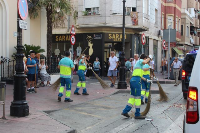 El Ayuntamiento despliega un amplio dispositivo de limpieza para la jornada de la Romería de la Fuensanta - 3, Foto 3