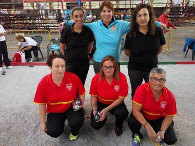 Las chicas de La Salceda, bronce en tripletas en el torneo internacional de petanca de Torrelavega - 1, Foto 1