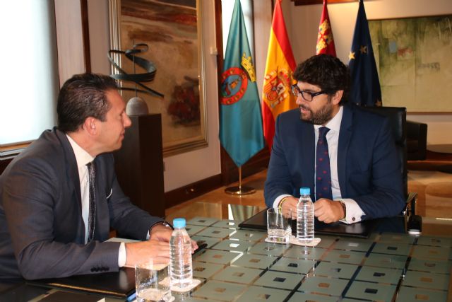 Fernando López Miras se reúne con la alcalde de Mula - 2, Foto 2