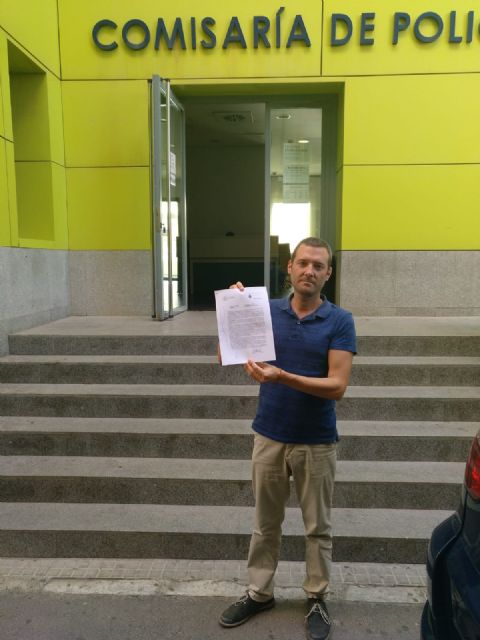 Vox denuncia el robo de la placa de su sede en Cartagena - 4, Foto 4