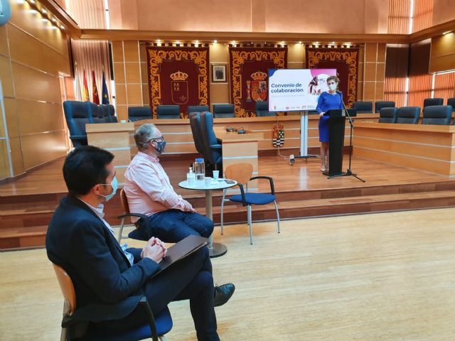 El Ayuntamiento de Molina de Segura firma un convenio con la asociación COM-PRO para la dinamización comercial del municipio en 2020 - 3, Foto 3