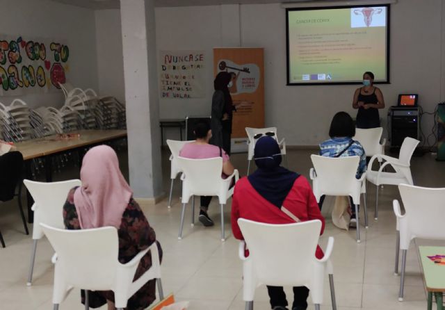 Comienzan en el barrio del Carmen los talleres de concienciación sobre violencia de género para población inmigrante - 2, Foto 2