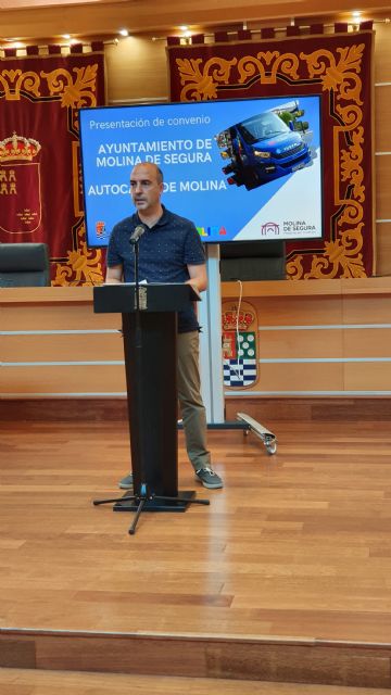 El Ayuntamiento de Molina de Segura pone en marcha la campaña DISFRUTA MOLINA, una iniciativa municipal que supone la peatonalización parcial de las calles Estación y Santa Teresa, todos los sábados, a partir del 16 de octubre - 2, Foto 2