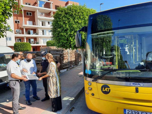 Dos autobuses gratuitos trasladarán a los vecinos de Alcantarilla hasta el Recinto Ferial los días de mercado - 3, Foto 3