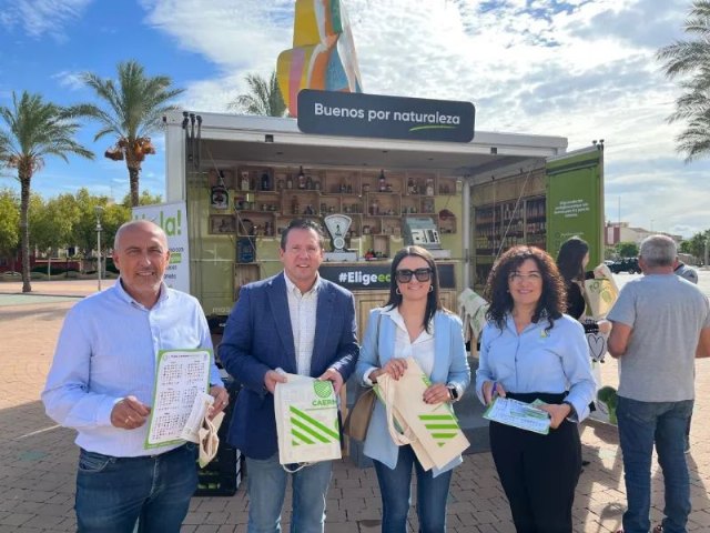 Mula se vuelca para conocer los alimentos ecológicos - 1, Foto 1