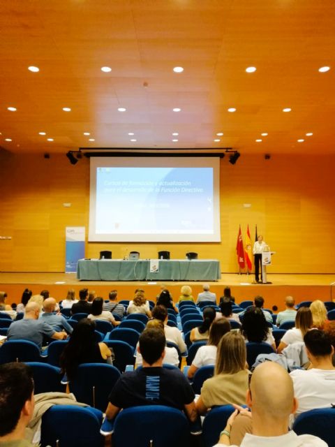 130 docentes reciben formación sobre función directiva - 1, Foto 1