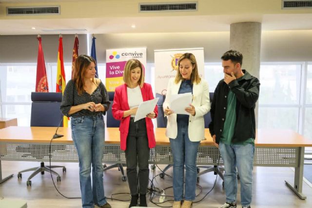 El Ayuntamiento de Lorca refuerza la atención socioeducativa de todos los jóvenes a través de los programas DesAPPrendemos y el Aula Impulsa - 2, Foto 2
