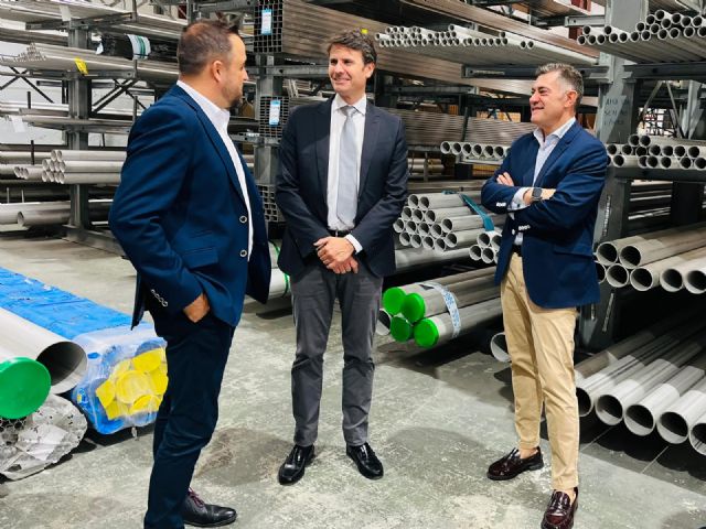 El Ayuntamiento de Molina de Segura realiza una visita institucional a las instalaciones de Comercial Industrial García - 1, Foto 1