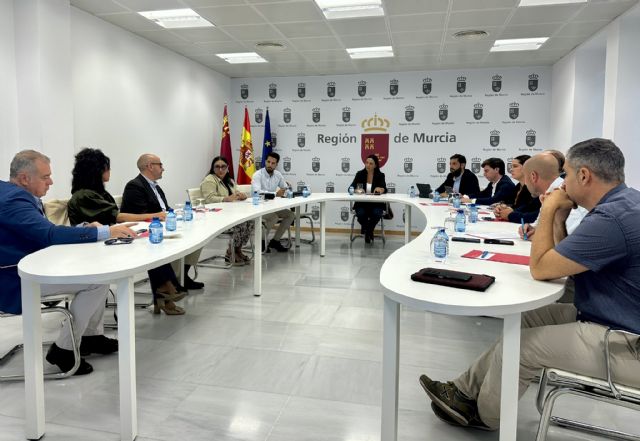 La consejera de Turismo se reúne con el sector para analizar la situación tras el paso de la DANA 'Alice' por la Región - 1, Foto 1