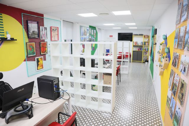 El servicio del Informajoven se traslada al Centro Juvenil M13 para concentrar en un mismo espacio la atenci�n a los j�venes lorquinos